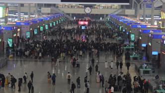 郑州铁路局：2月14日客流保持高位，预计发送旅客62.9万人次