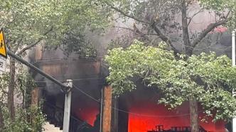 衡阳一饭店发生火灾：14人送医，其中2人伤势危重