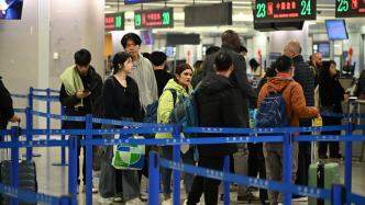 春节假期1351.7万人次出入境，为2019年同期近九成