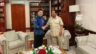 普拉博沃赢得总统大选后会见中国驻印尼大使陆慷，二人互道“恭喜发财”