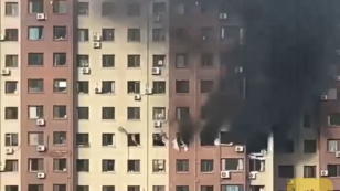 辽宁凤城通报居民楼发生爆燃：1人死亡，楼内居民已疏散