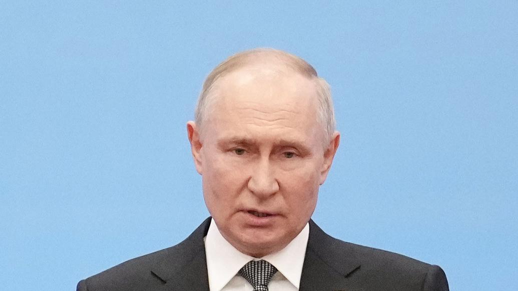 alt=