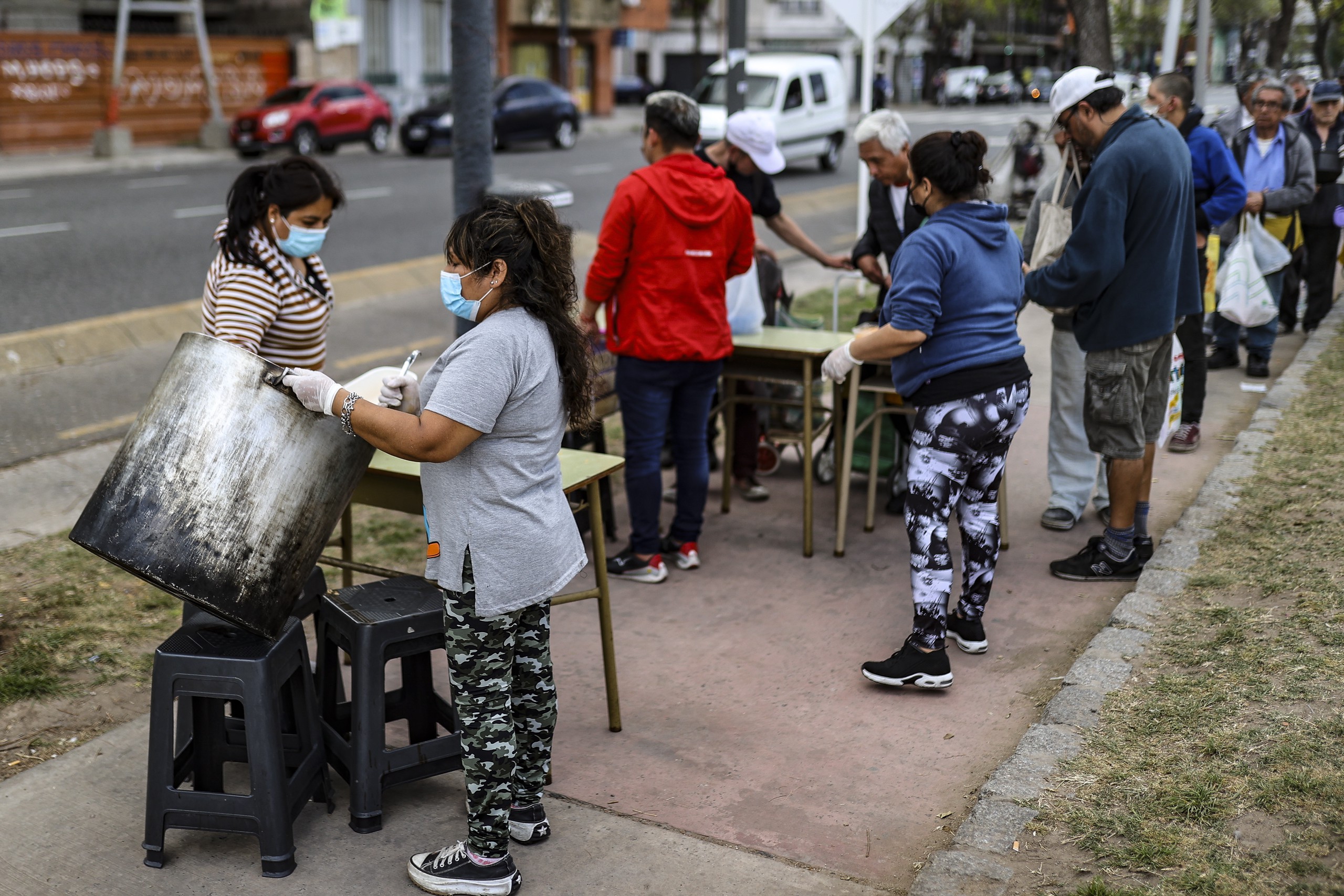 阿根廷贫苦率创20年最下，约15%的贫苦人丁堕入“赤穷”