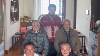 宁波一家人“复刻”1963年的全家福