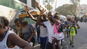 早安·世界｜海地暴力升级，多家航空公司取消当地航班