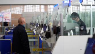 中泰互免签证协定生效首日，南京边检查验700余人次