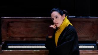 专访安娜：河酒吧的夏天，我们的“热身年代”