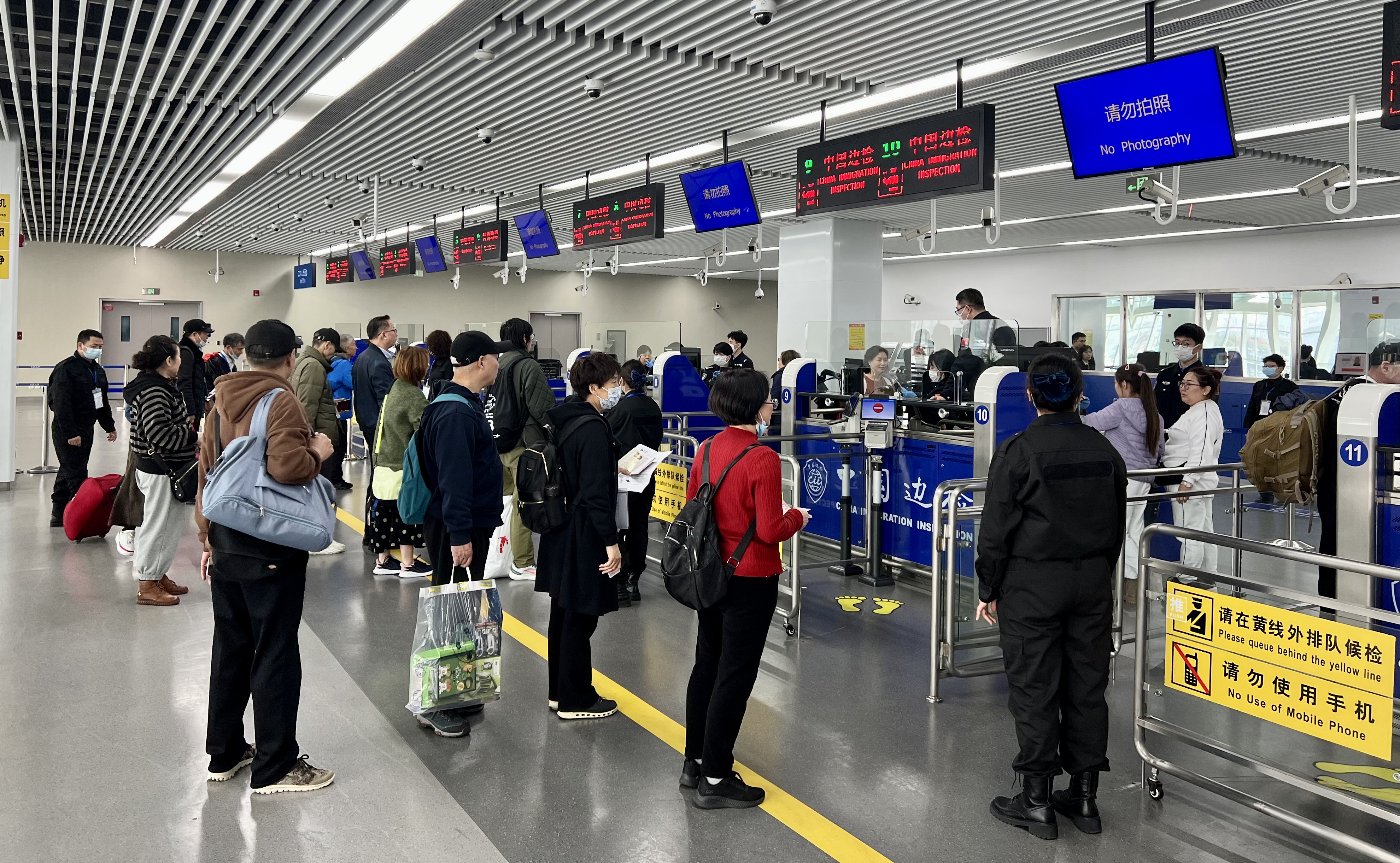 上海今年已查验国际邮轮130余艘次,年内或现"五船同靠"盛况_浦江头条