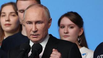 俄罗斯总统普京宣布将建成通往克里米亚的陆路走廊
