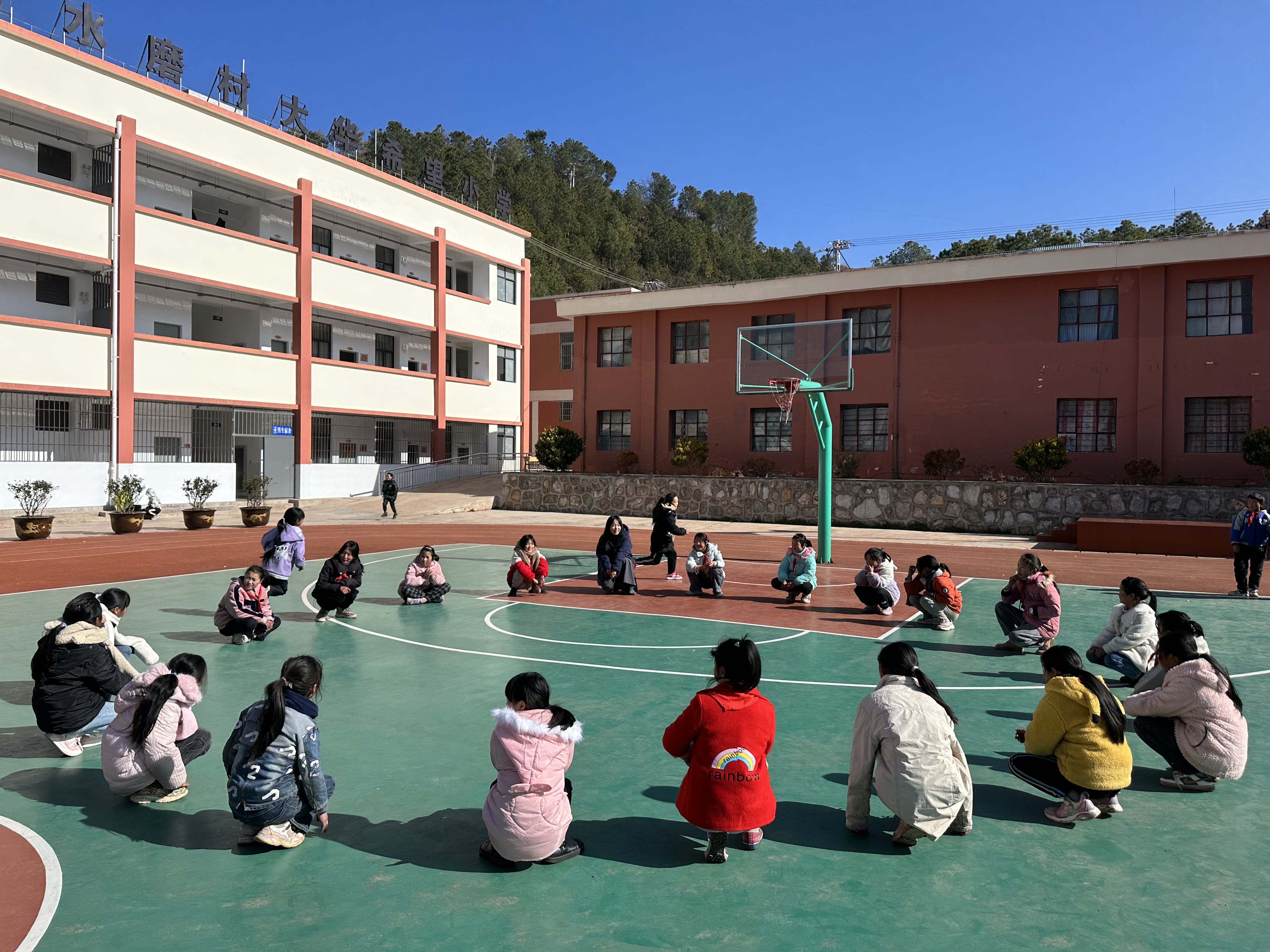 三十载希望之光:上海希望工程照亮青少年的成长之路