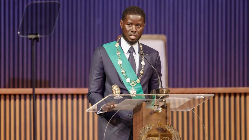 从出狱到上任仅20天！塞内加尔独立后最年轻总统宣誓就职