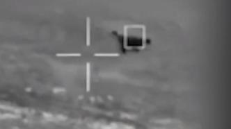 以军公布战斗机击落伊朗无人机和导弹视频