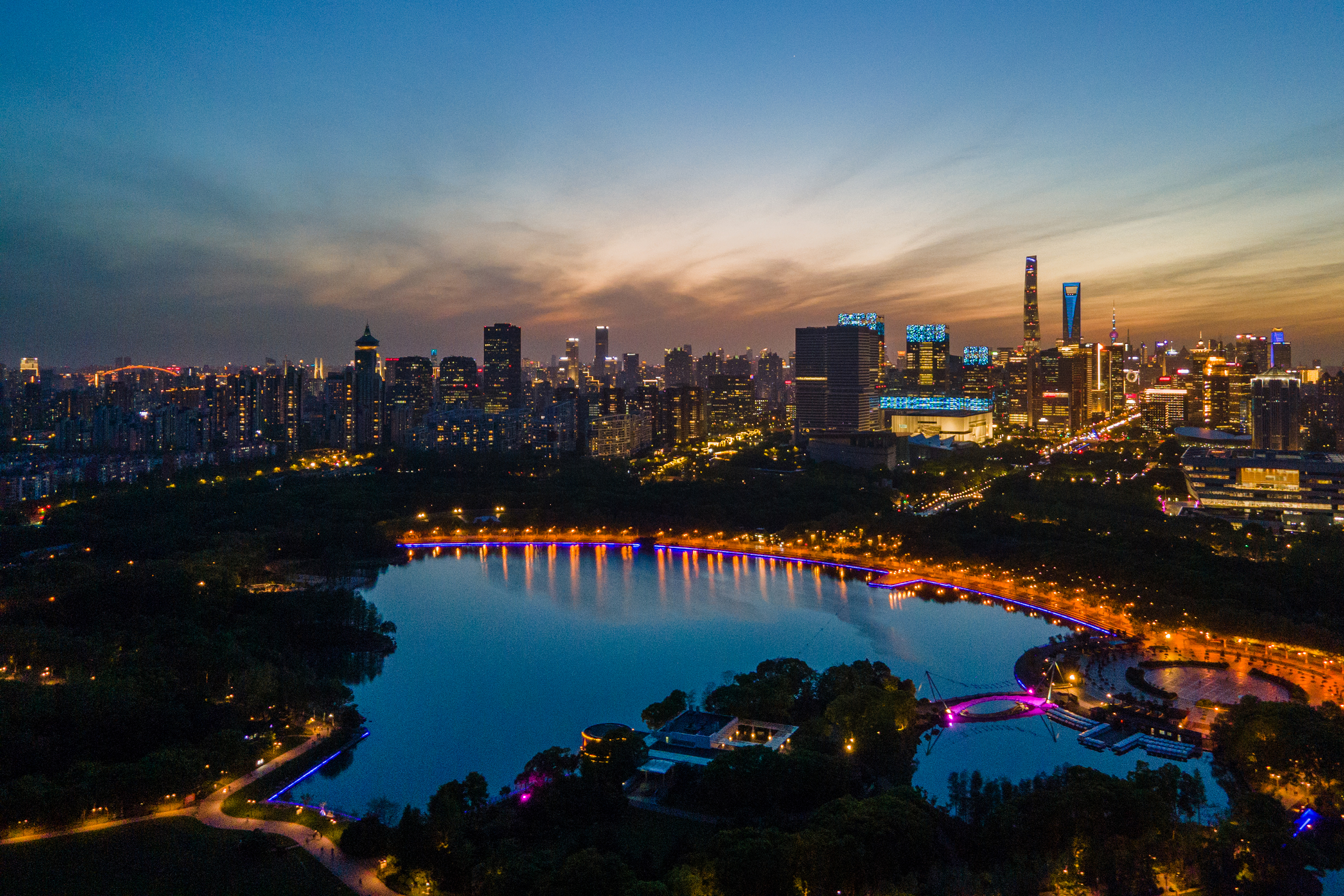 城事｜从纽约到伦敦到上海，又一座城市中央公园24小时开放