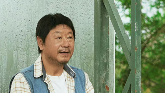 范伟凭借《朝云暮雨》获得北京电影节“天坛奖”最佳男主角