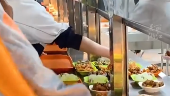 温州一中学把校外美食“搬进”食堂，厨师每月根据家长推荐探店