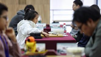 五一假期上海掀起围棋热潮，更多年轻人加入让这项运动更热闹