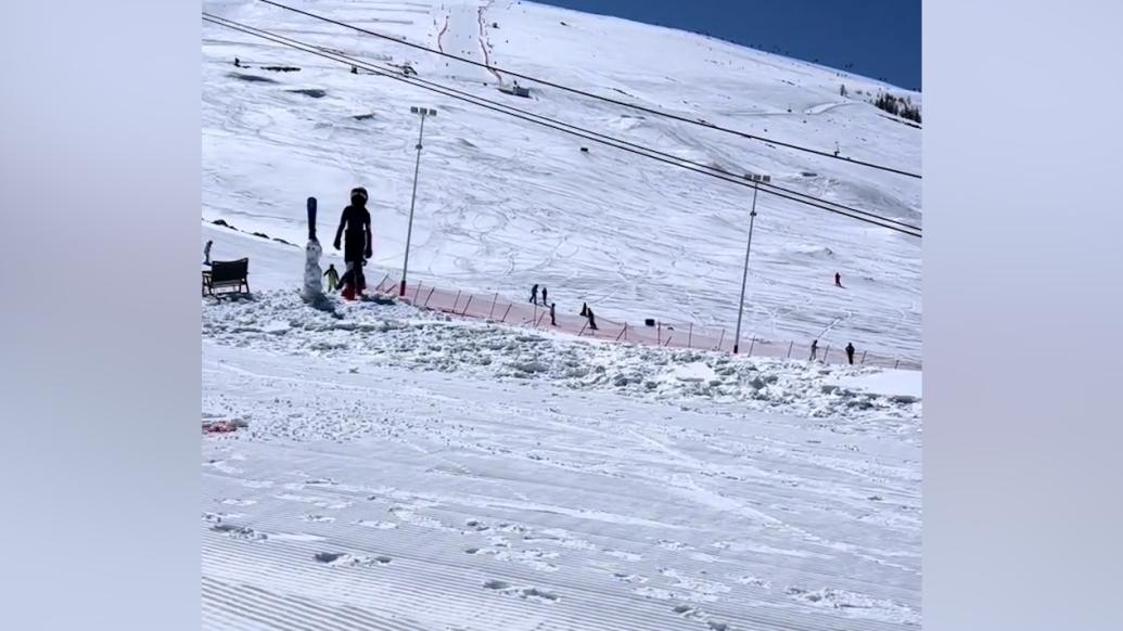 可可托海滑雪场一男子滑雪时意外摔伤，经抢救无效死亡
