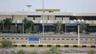 也门荷台达机场遭美英袭击