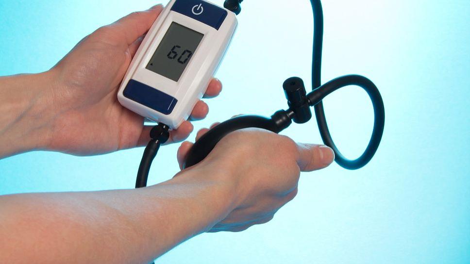 世界高血压日｜一线医生建议中小学体检纳入血压测量