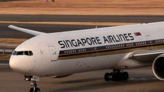 新航伦敦至新加坡航班遇空中颠簸备降曼谷，媒体称2死多人受伤