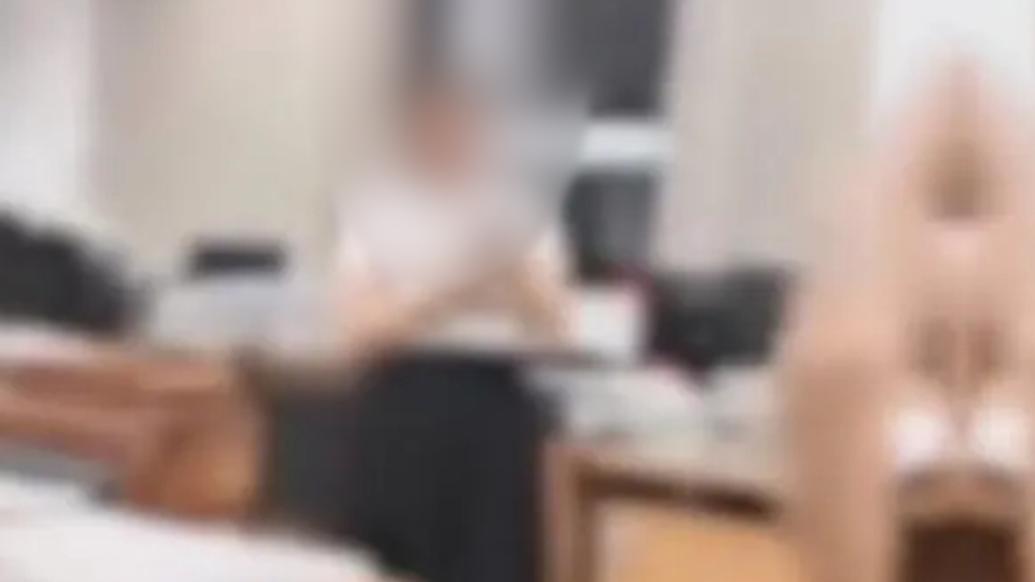 校长回应“父亲称13岁女儿被同学猥亵”：正在处理