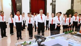 上海市第九次少代會舉行，陳吉寧阿東龔正黃莉新胡文容等向全市少年兒童致以節(jié)日祝福