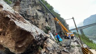 国道319重庆武隆段山体垮塌致道路中断，并未造成人员伤亡