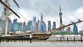 借助风力前行、首次抵达中国，停靠上海北外滩的仿古荷兰帆船什么来头？