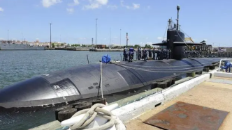 俄核潜艇抵达古巴第二天，美核潜艇抵达古巴关塔那摩湾