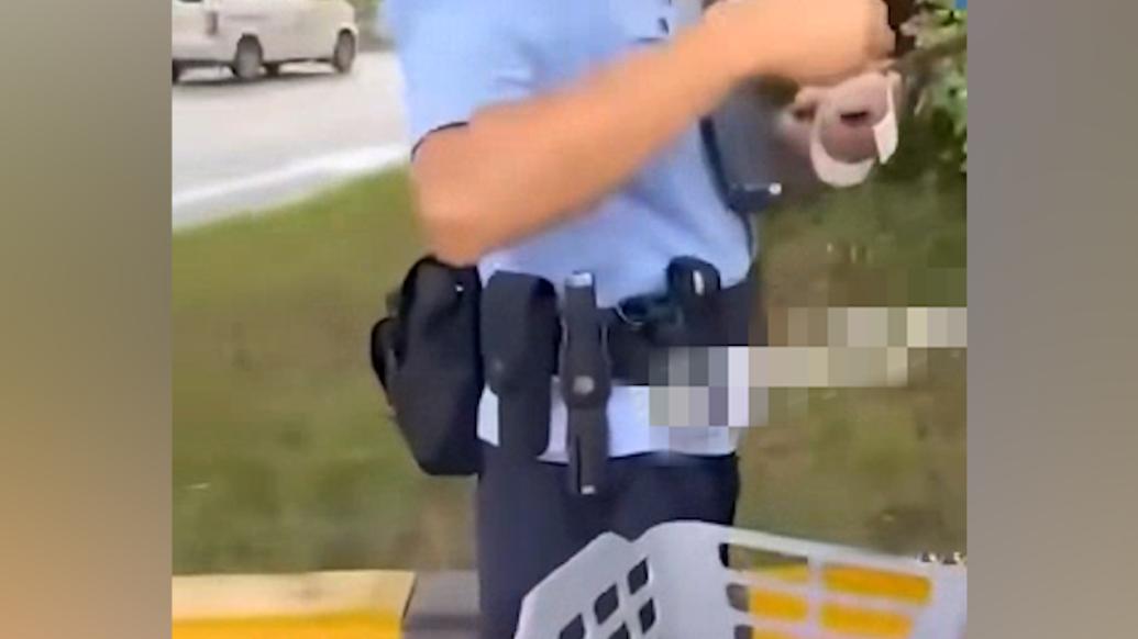 广州两男子骑共享电动车被罚款，交警：无牌不允许上路