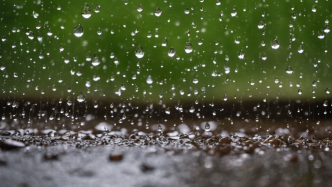 受强降雨影响，京沪线（普速线）途经上海站部分列车限速