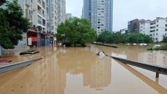 重庆长寿等地现河水倒灌房屋被淹，垫江县部分路段积水深2米