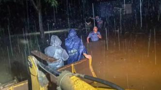 南阳暴雨：社旗县24小时雨量超600毫米，积水过腰
