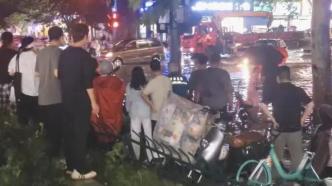 郑州昨夜暴雨有路人触电身亡？警方称确有死亡事故，官方尚未通报死因