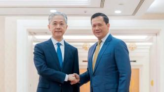 汪文斌大使拜会柬埔寨首相洪玛奈