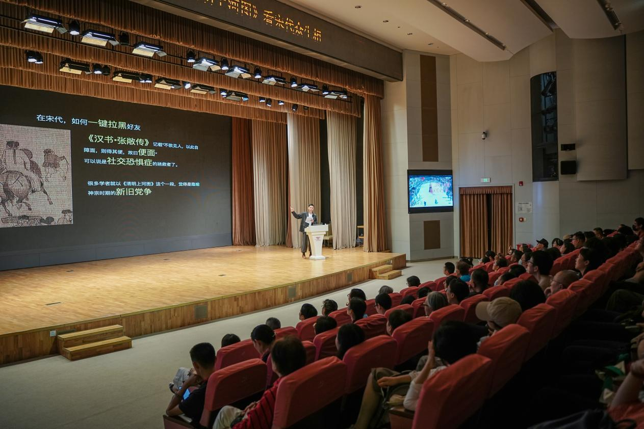 “路人甲”也是自己的主角——90后画家用短视频陪无数人品读《清明上河图》的人生百味