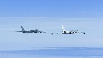 图片丨中俄空军轰炸机编队飞越白令海相关空域