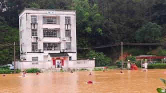 广东五华县持续降雨多地内涝，一名老人两名儿童失足落水遇难