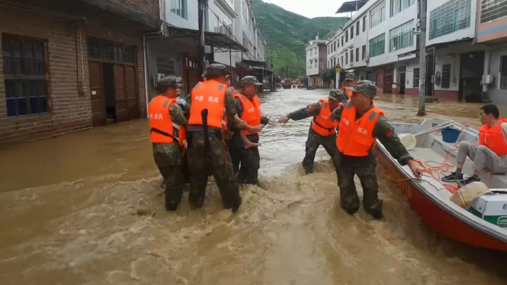 湖南株洲湖口鎮遭遇暴雨，三千余名群眾被安全轉移