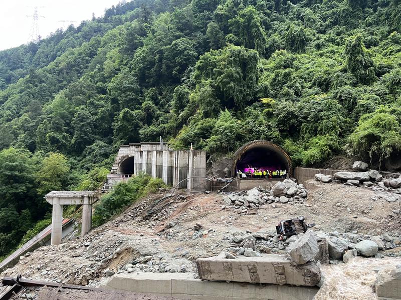 水利部全力做好四川康定山洪泥石流灾害应急处置支持工作