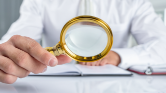 氯化钠注射液“可见异物”被通报，济民健康称已全部召回整改