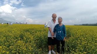 57歲兒子帶著99歲母親自駕游：前半年打工掙錢(qián)，4年去過(guò)19個(gè)省