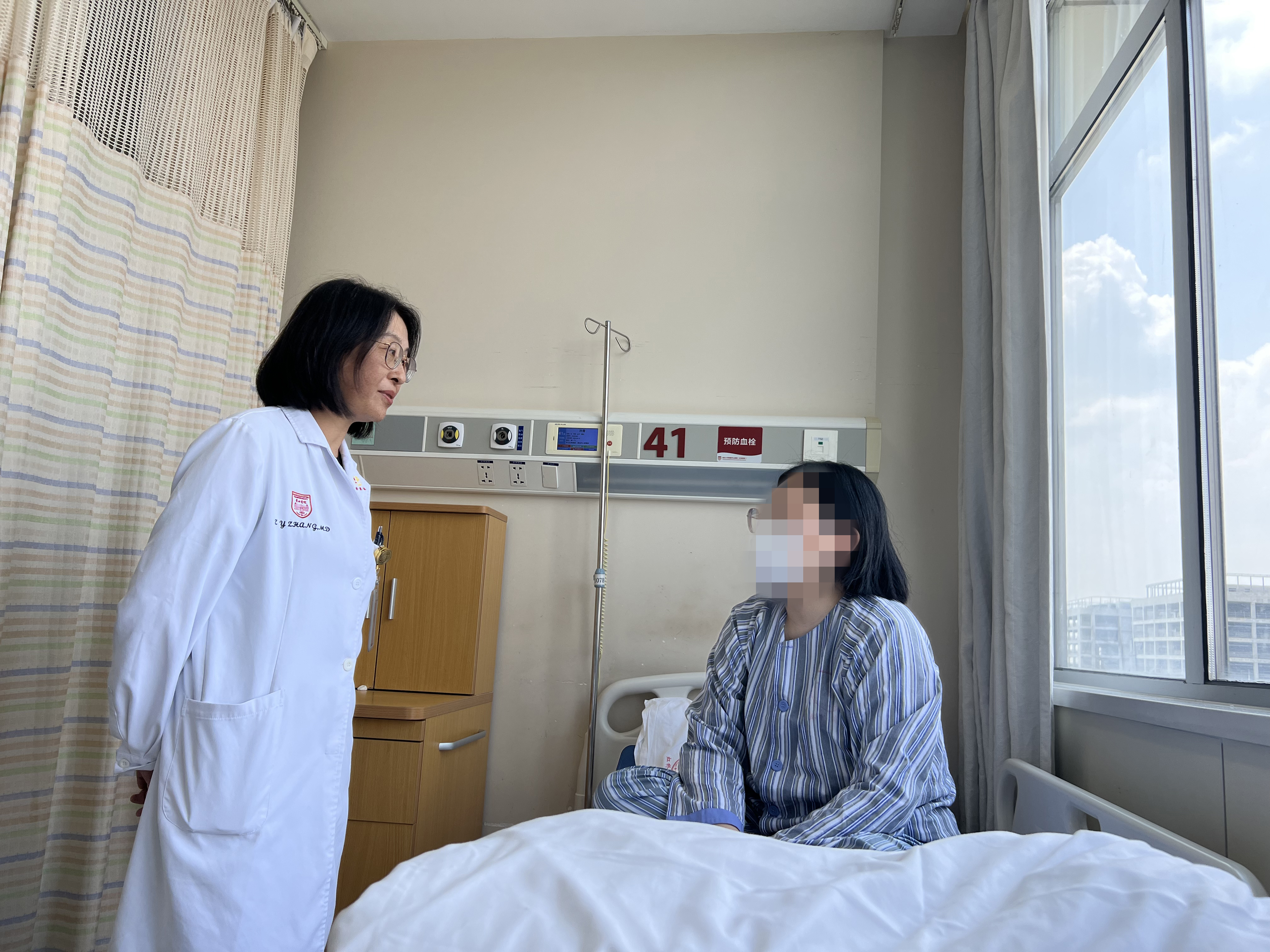 上海首次申请国内无注册上市进口药，34岁罕见病患者受医治