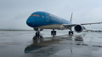 越共中央總書記、國家主席蘇林抵達廣州開啟訪華行程