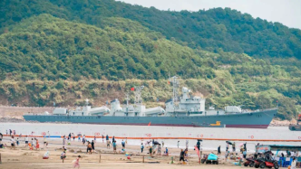 退役軍艦落戶全國眾多城市：各地如何“借艦”打造網紅景點？