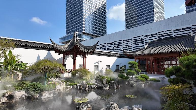 在上博东馆屋顶园林，看江南石供与海派盆景