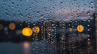 上海再发雷电黄色预警：下午到明晨有短时强降水和雷雨大风