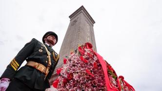 烈士纪念日向人民英雄敬献花篮仪式在京隆重举行，习近平等党和国家领导人出席