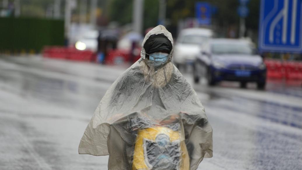 今起三天北方地区将出现弱降水，长江以北陆续降温