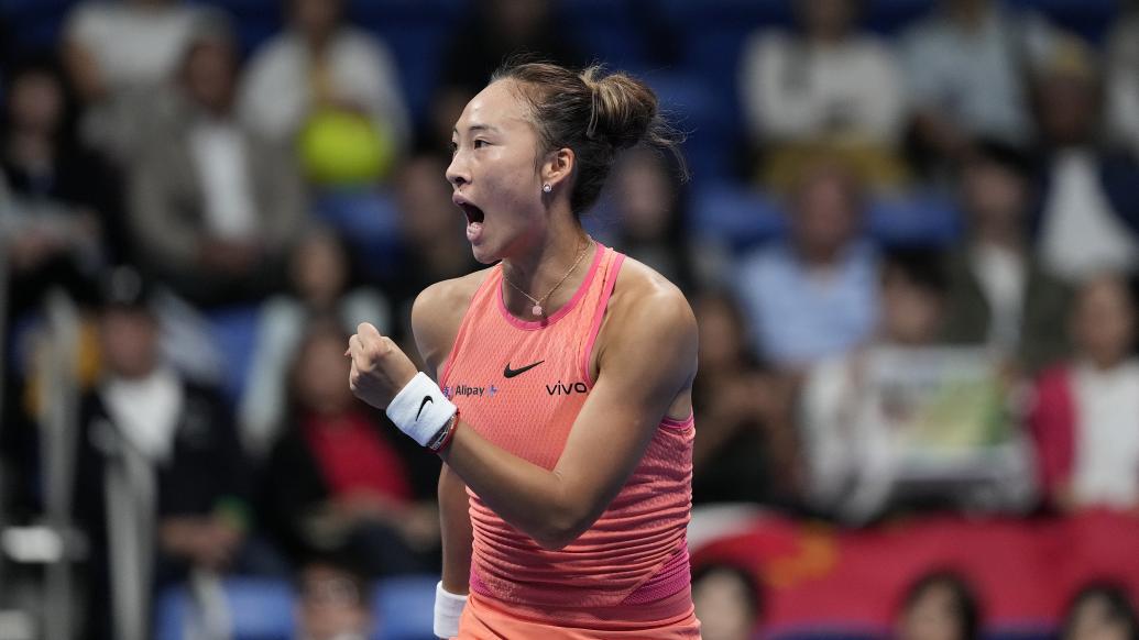 2比0完胜夺冠！WTA500东京站郑钦文决赛战胜肯宁登顶